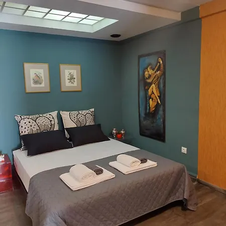 The B Art Living Апартамент *